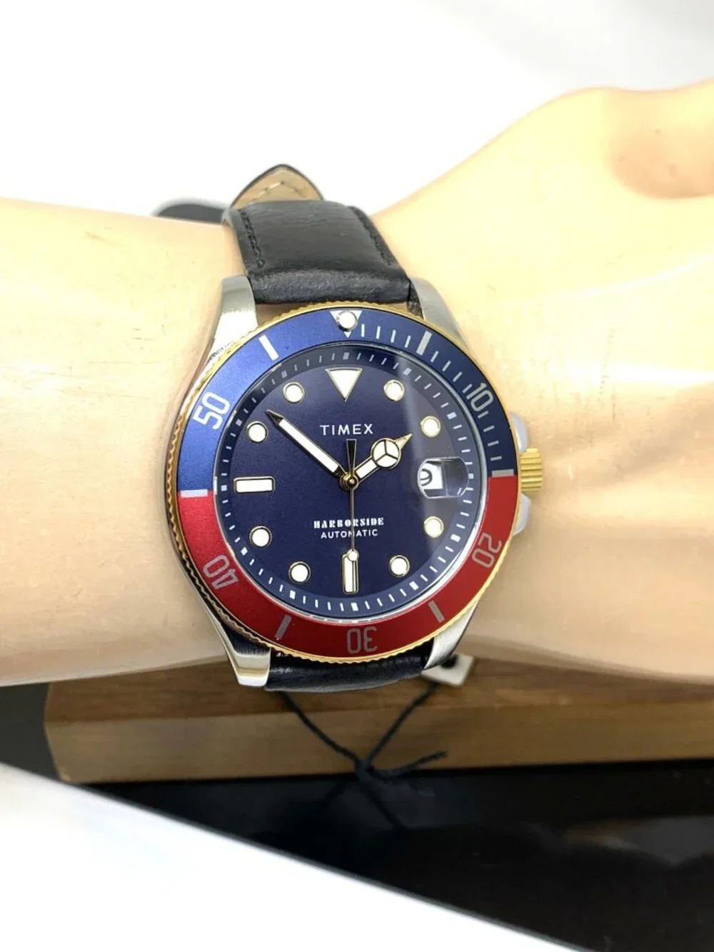 Timex Men's Watch TW2V72200 Harborside Automatic Blue Dial Leather Strap 44mm